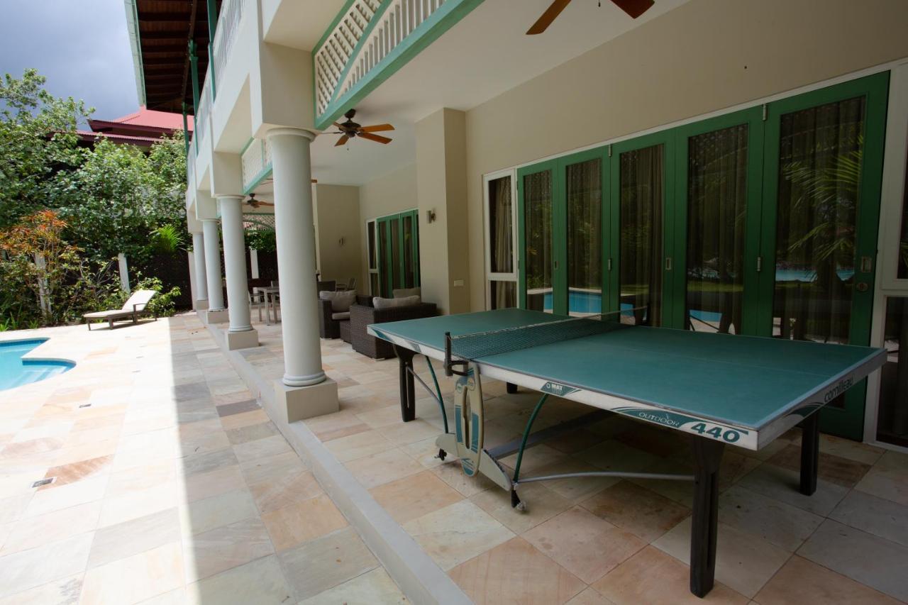 Spas Villas Eden Island Exterior photo